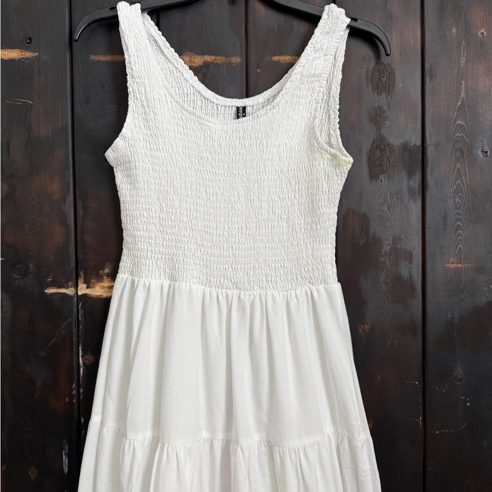 Elegant White Midi Dress